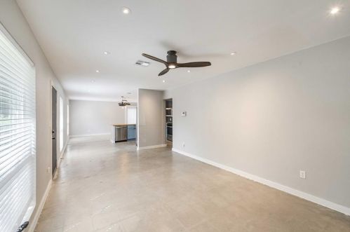 4605 Craigwood Dr, Austin TX  78725-1041 exterior