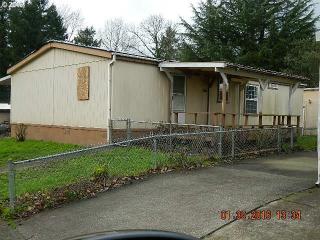 11585 Bunting Ln, Aurora OR  97002-9633 exterior