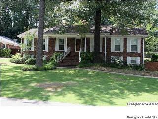 1831 Thornton Pl, Birmingham, AL 35226-2744