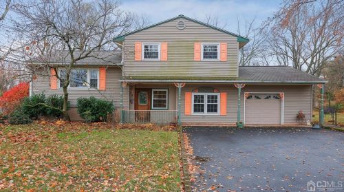 2 Deerfield Rd, East Brunswick, NJ 08816-3636