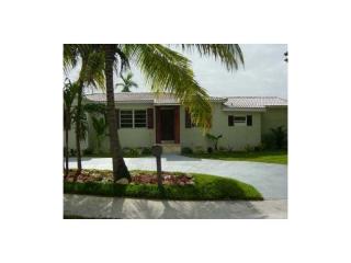 3220 18th St, Miami FL  33125-1838 exterior