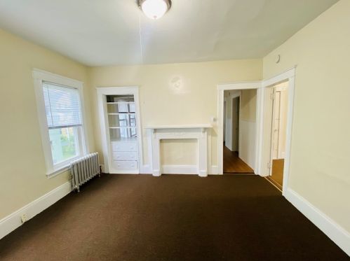 112 West St, Worcester MA 01609-2338 exterior