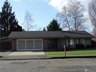 3911 Rosewood St, Longview, WA 98632-4931