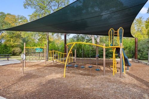 12509 Cardinal Flower Dr, Austin TX 78739 exterior