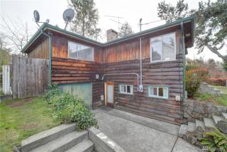 7114 Woodside Pl, Seattle, WA 98136-2068