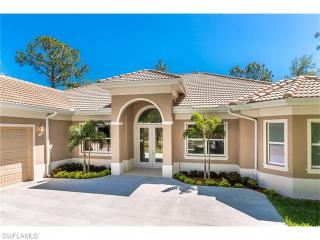 420 13th St, Naples, FL 34117-2147