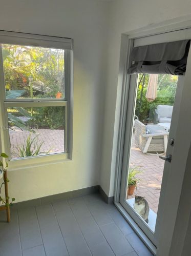 70 101st St, Miami FL  33138-2319 exterior