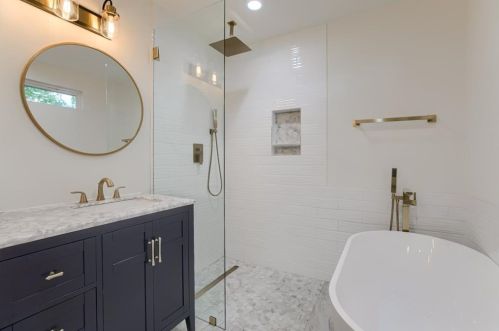 8400 Burrell Dr, Austin TX 78757-7828 exterior