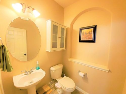 8001 Cobblestone, Austin TX  78735-7901 exterior