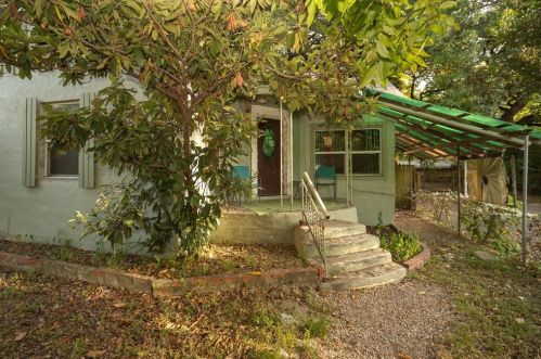 413 Annie St, Austin TX  78704-3509 exterior
